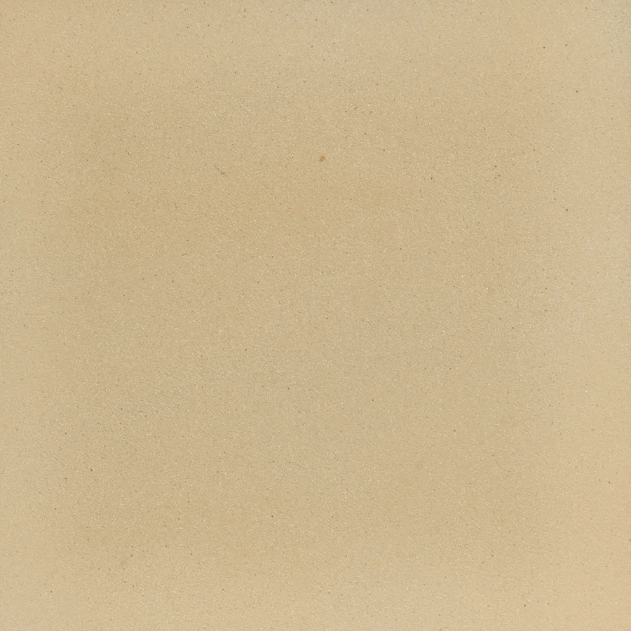 042 Ivory